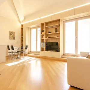 rizzoli-terrace-apartment.emilia-romagnahotels.net/
