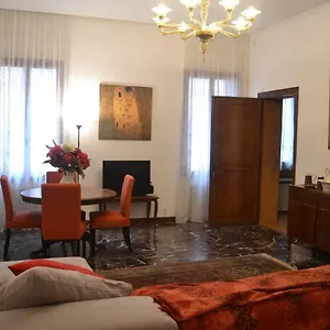  Apartment Castello 5888 B, Santa Marina, Calle Marcello, Canale Italien