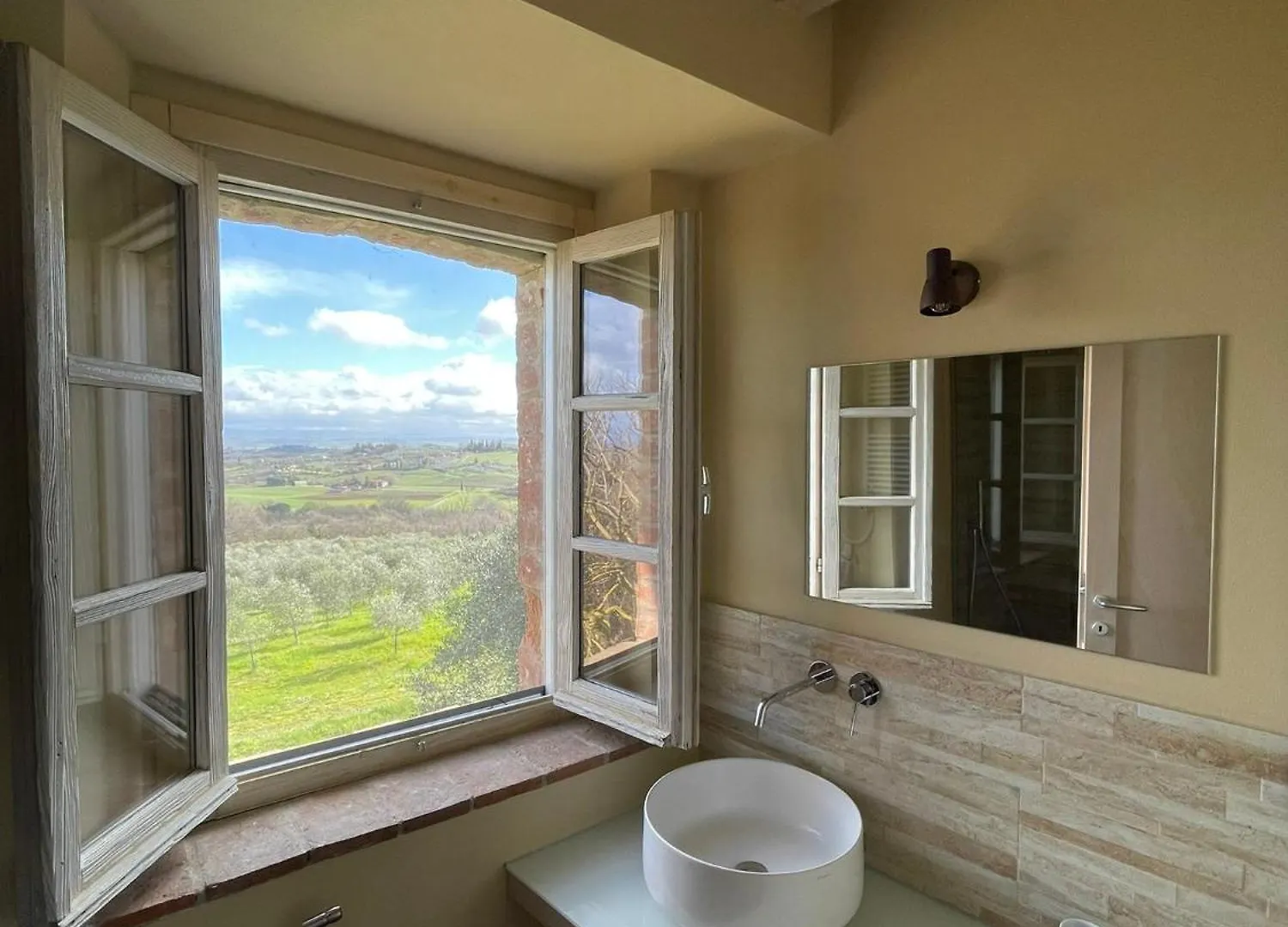 Farm stay La Falconara Montepulciano